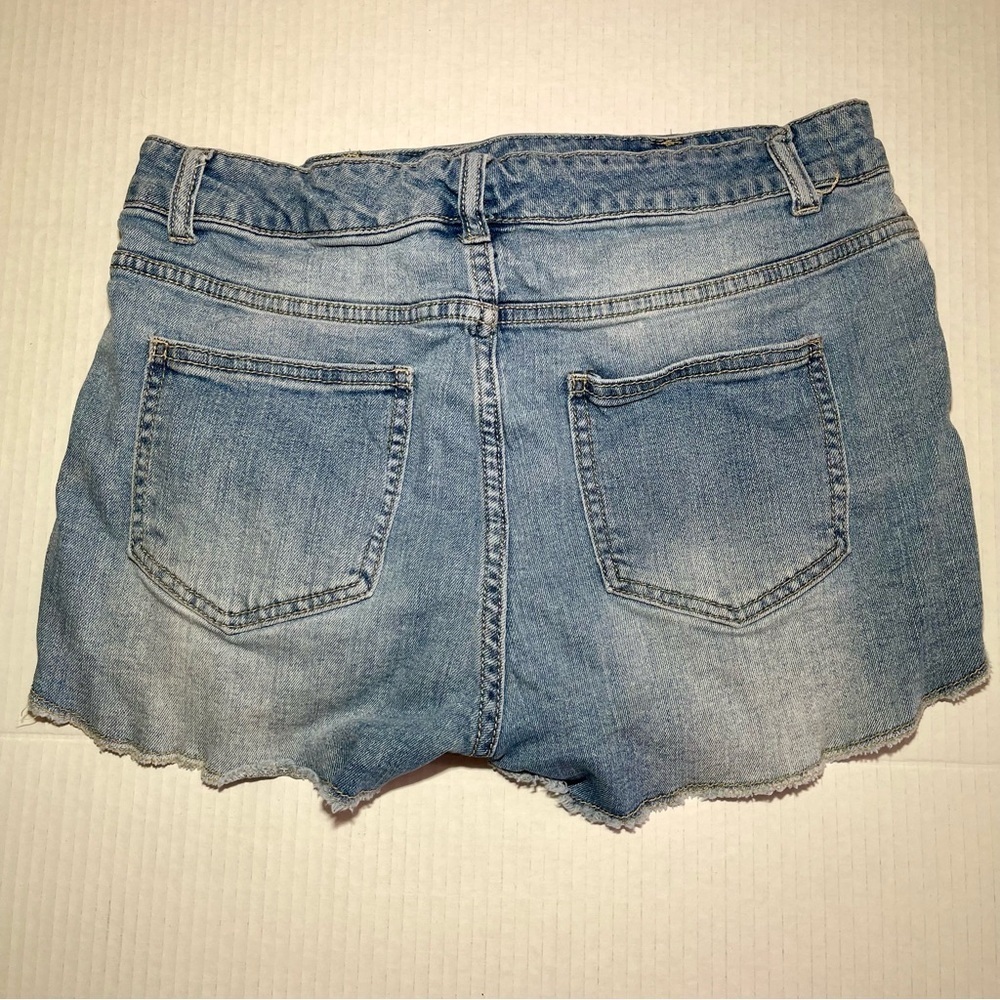 Mossimo Denim Lace Patch Women Shorts - Picture 8 of 9